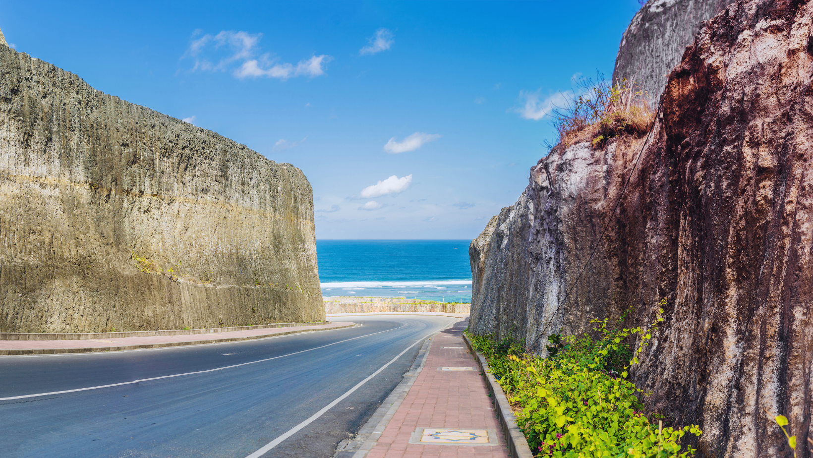 Pantai_Pandawa_Bali_Indonesia.png