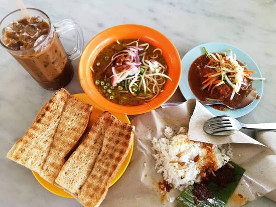 Fooods_at_Kluang_Rail_Coffee.jpg