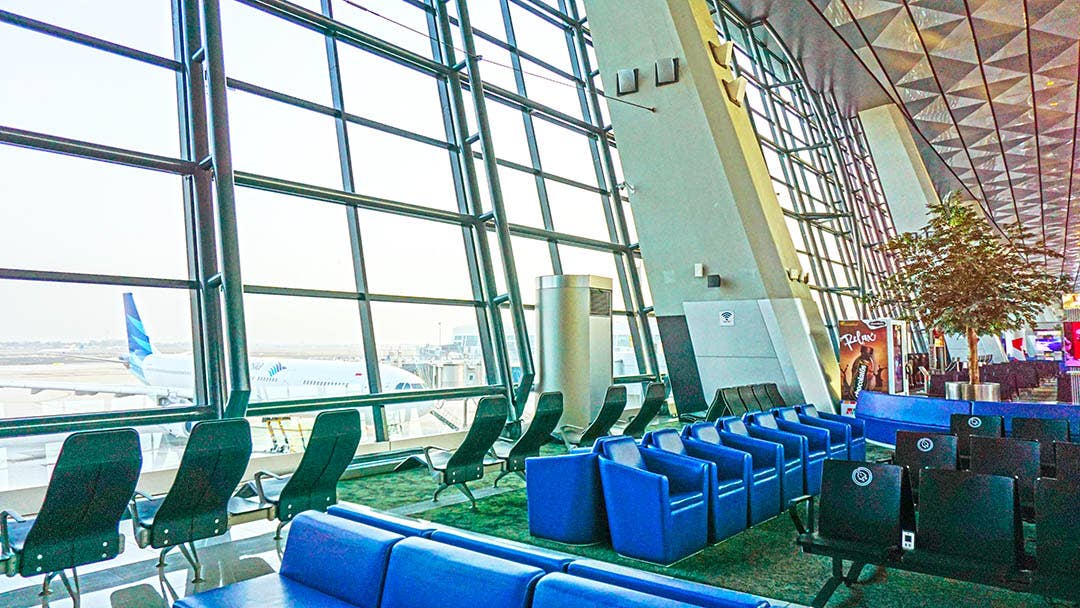 Lapangan Terbang Antarabangsa Soekarno-Hatta.jpg