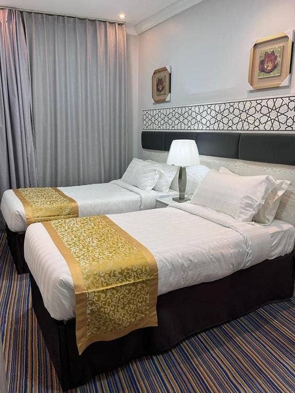 Al Miqat Ajyad Twin Room